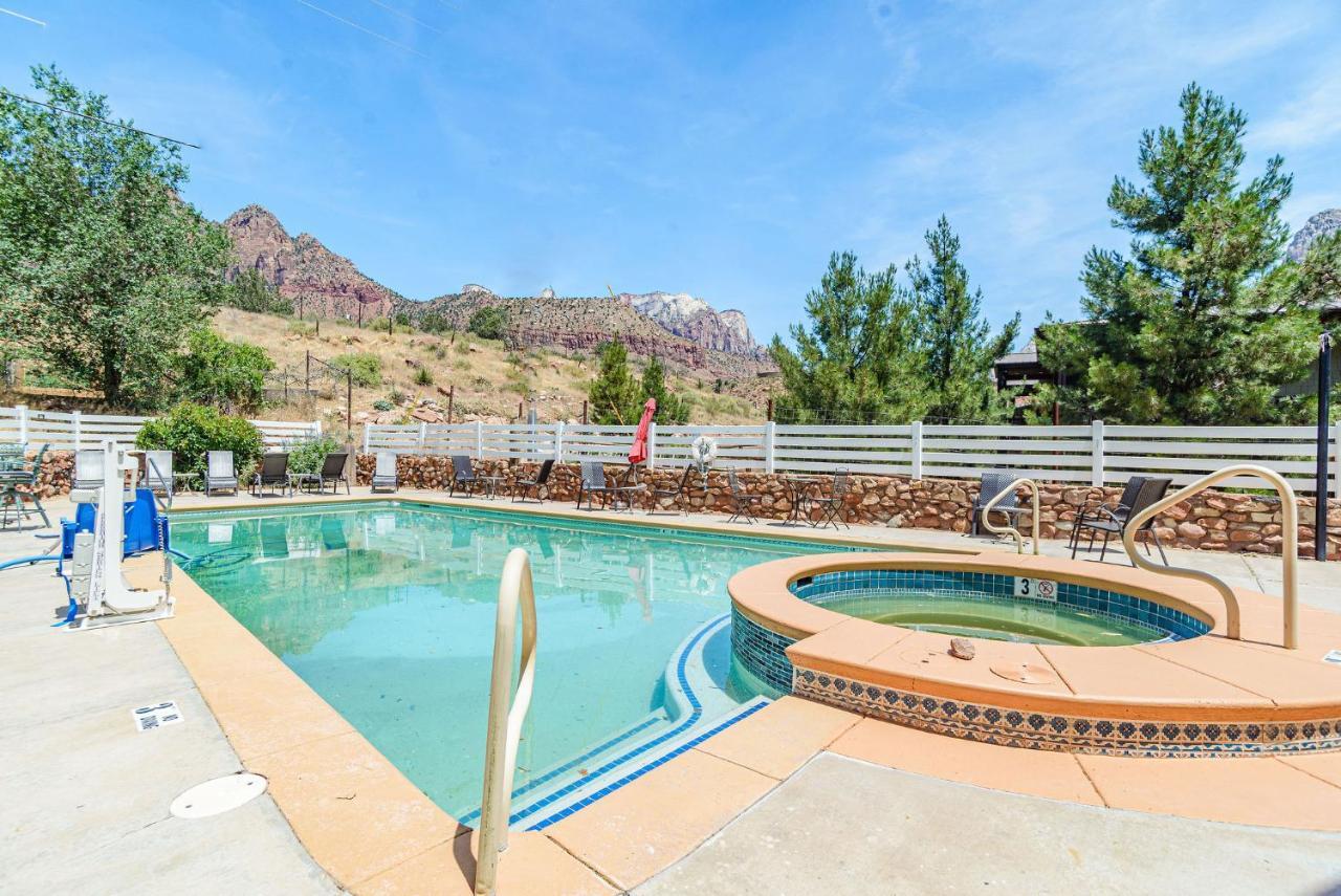 Pioneer Lodge Zion National Park-Спрингдейл Экстерьер фото