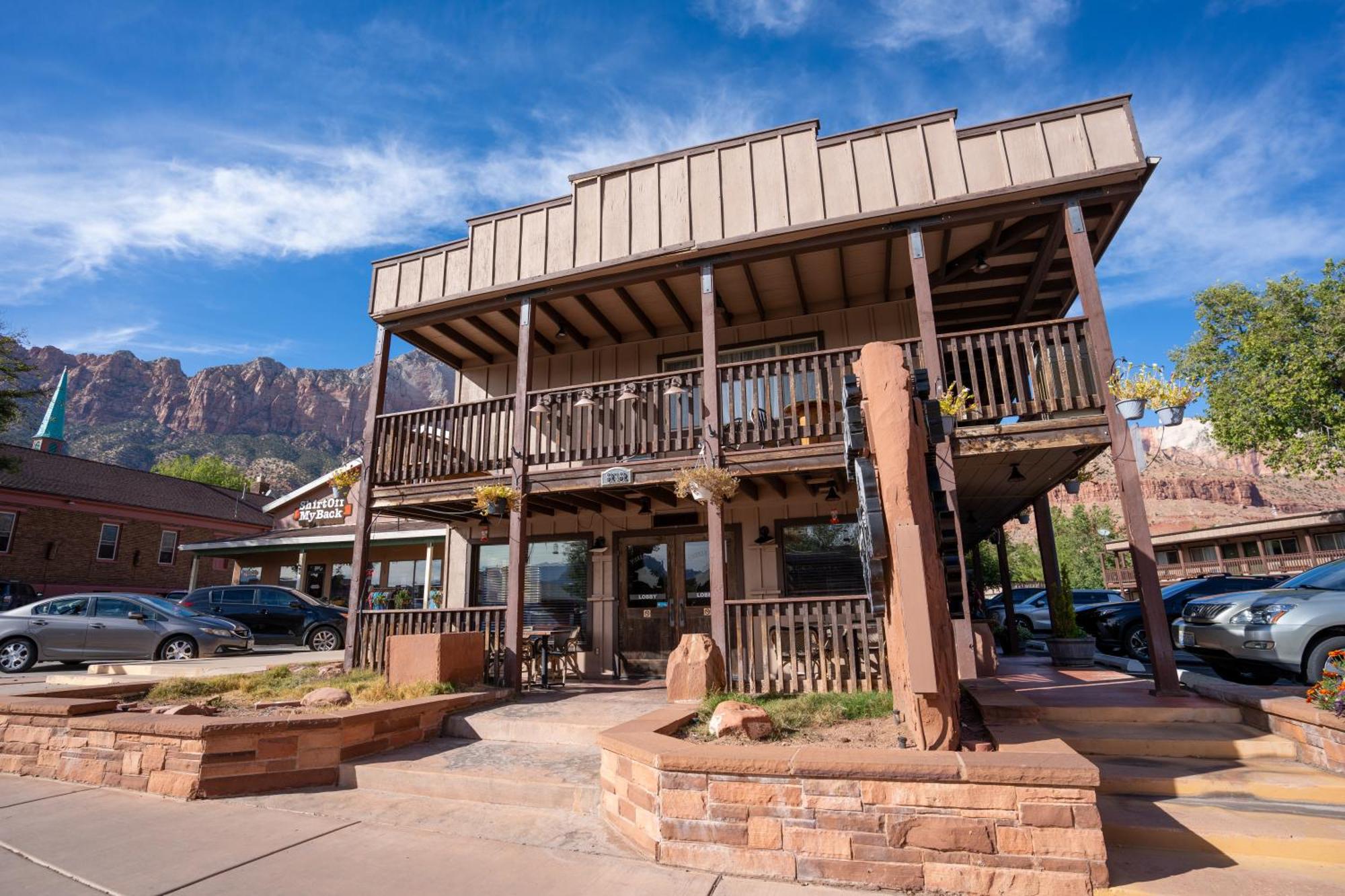 Pioneer Lodge Zion National Park-Спрингдейл Экстерьер фото