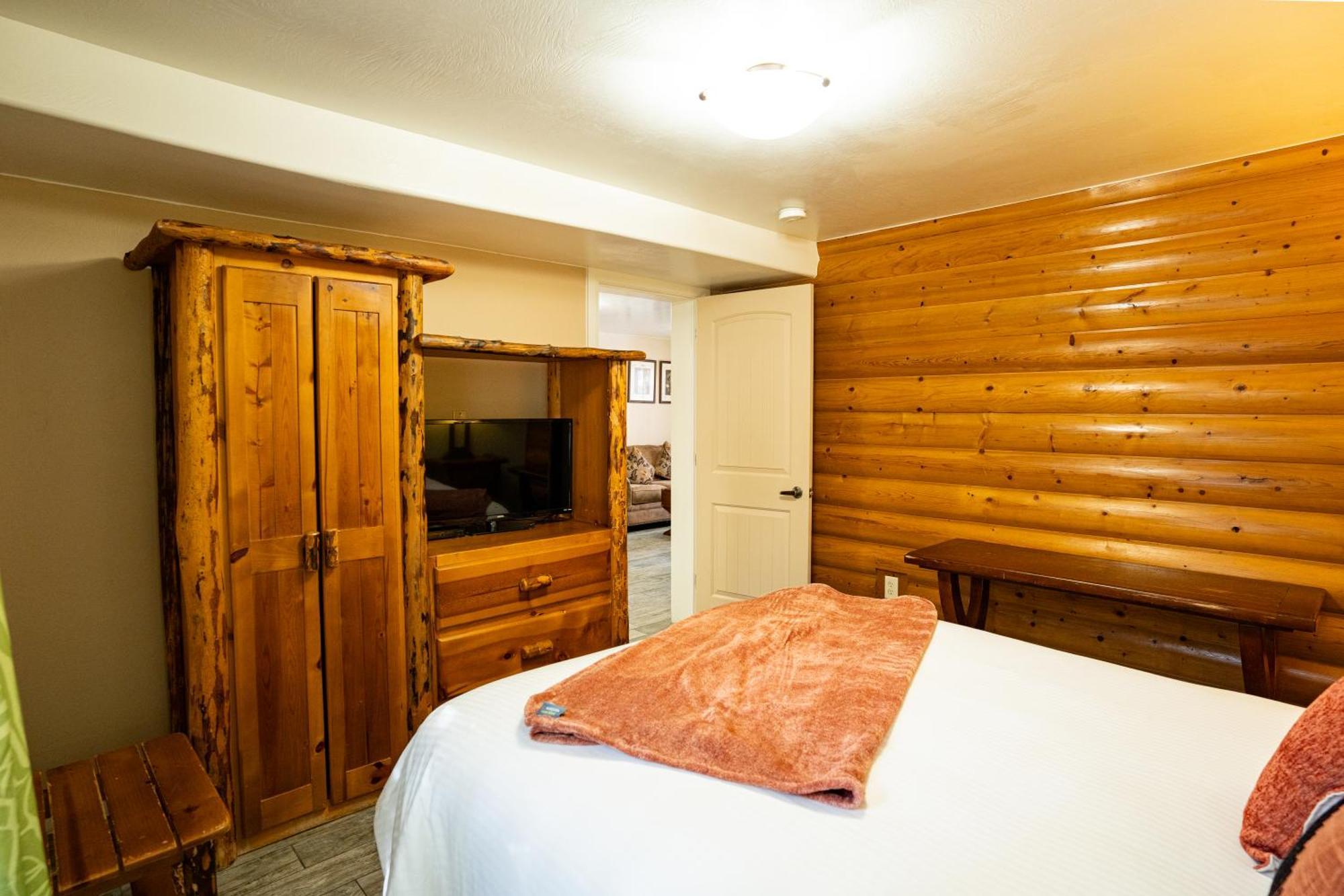 Pioneer Lodge Zion National Park-Спрингдейл Экстерьер фото